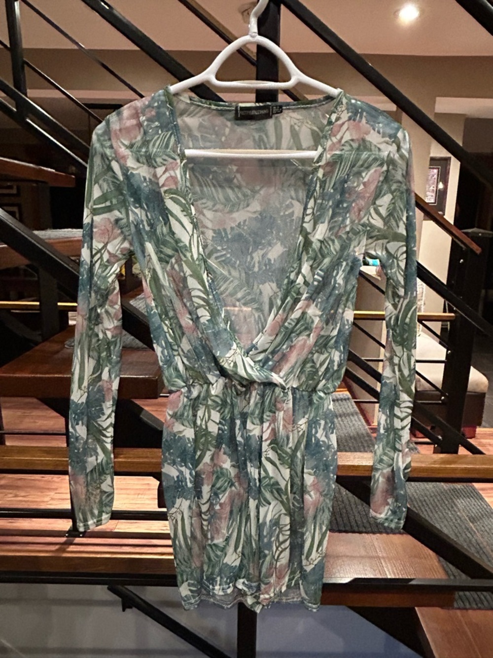Pretty Little Thing 🌴 Long Sleeve Wrap Romper - Green & Pink
